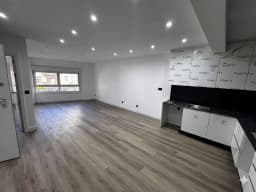 Piso a estrenar de 3 habitaciones en Avenida Camelias — foto 3