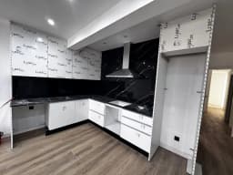 Piso a estrenar de 3 habitaciones en Avenida Camelias — foto 4