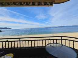 Piso en primera línea de la Playa de Loureiro con terraza y garaje — Bueu — foto 2