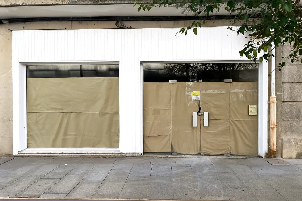 Bajo comercial a acondicionar en el centro de Pontevedra — foto 1