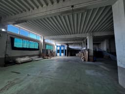 Alquiler de espacios en planta baja de nave industrial para almacenamiento de barcos o maquinaria en Barro (Pontevedra) — foto 2