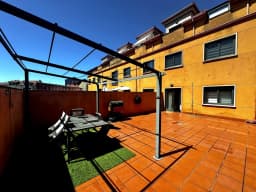 Piso de 2 dormitorios con terraza, 2 garajes y trastero en el centro de Cambados — foto 16