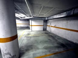 Piso de 2 dormitorios con terraza, 2 garajes y trastero en el centro de Cambados — foto 29