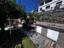 Dos viviendas independientes con licencia turística a pocos metros del mar en Moaña — foto 13