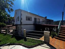 Dos viviendas independientes con licencia turística a pocos metros del mar en Moaña — foto 14