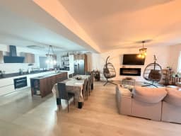 Piso reformado con garaje y vivienda turística en el centro de Vigo — foto 22