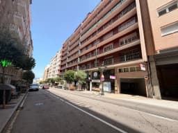 Piso reformado con garaje y vivienda turística en el centro de Vigo — foto 37