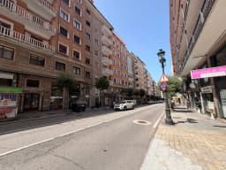 Piso reformado con garaje y vivienda turística en el centro de Vigo — foto 38
