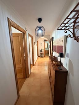Piso con terraza y garaje en pleno centro de O Grove — foto 4
